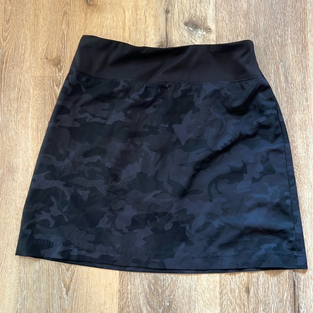 Maison d’ Amelie Black Camouflage Skort XS